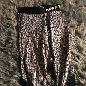 Nike leggings
